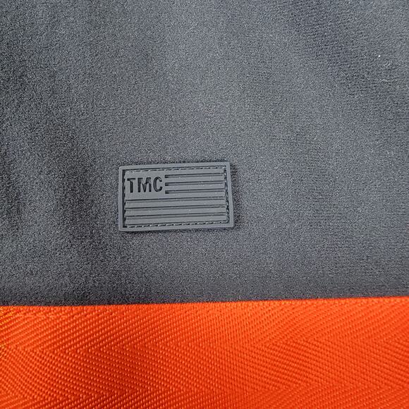 Puma x The Marathon Clothing Mens Long Sleeve Crew Sz M 531222 01 (616) - Picture 10 of 14